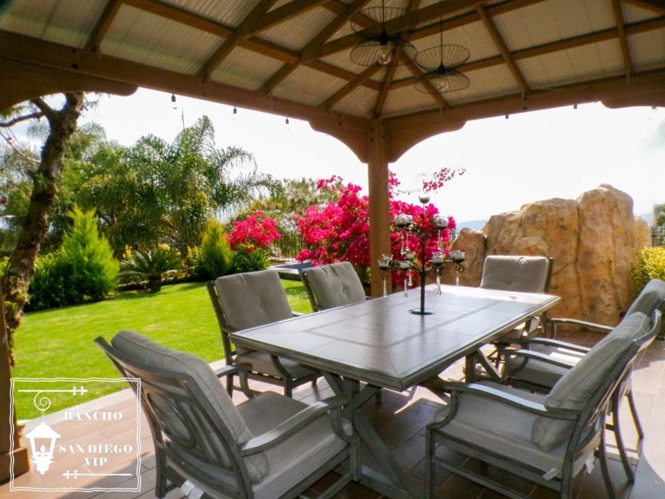 Rancho San Diego, Villa Llena De Vida Vip Истапан-де-ла-Сал Экстерьер фото