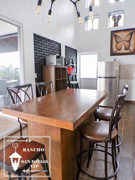 Rancho San Diego, Villa Llena De Vida Vip Истапан-де-ла-Сал Экстерьер фото